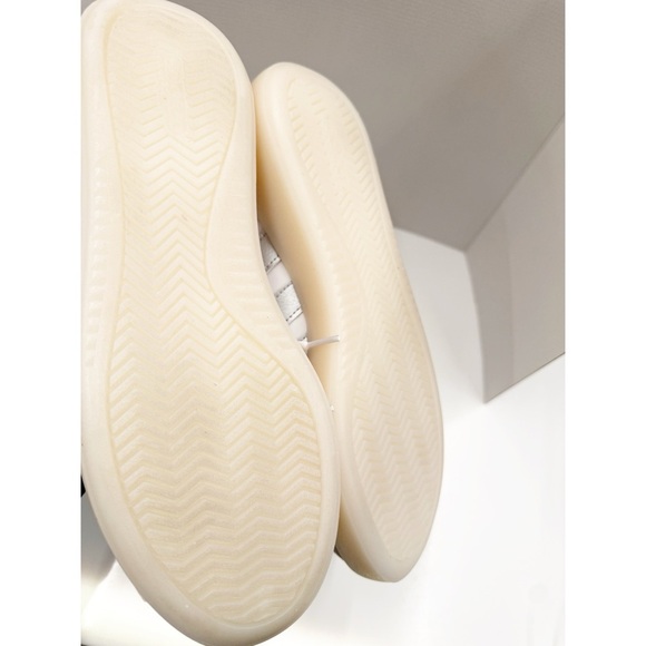 NWT Adidas Grey White Barreda Decode Tennis Sneakers, Size 9.5 - Picture 9 of 12